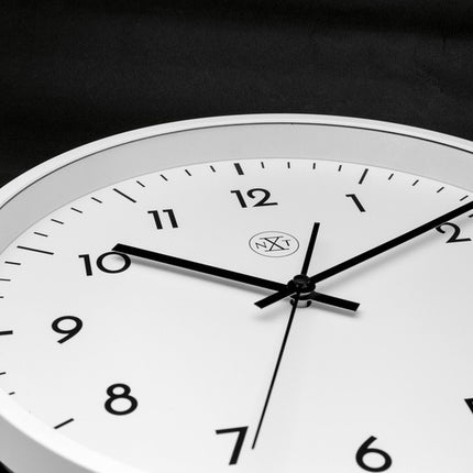 NeXtime NX-7320 Wandklok NXT Diameter 30cm Kunststof Wit, Witte Wijzerplaat